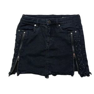 [BLANKNYC] Y2K Women’s Black Distressed Zip Up Denim Skirt Size 24 (US SIZE 0)